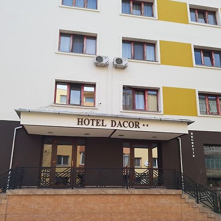 Hotel Dacor Orastie Exterior photo